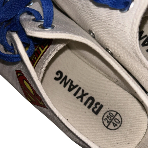 Women’s size 9 superman tennis shoes - used - Superman - Picture 5 of 7